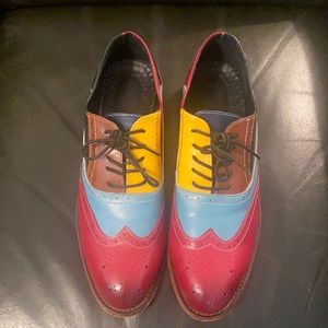 Men’s dress wingtips shoes